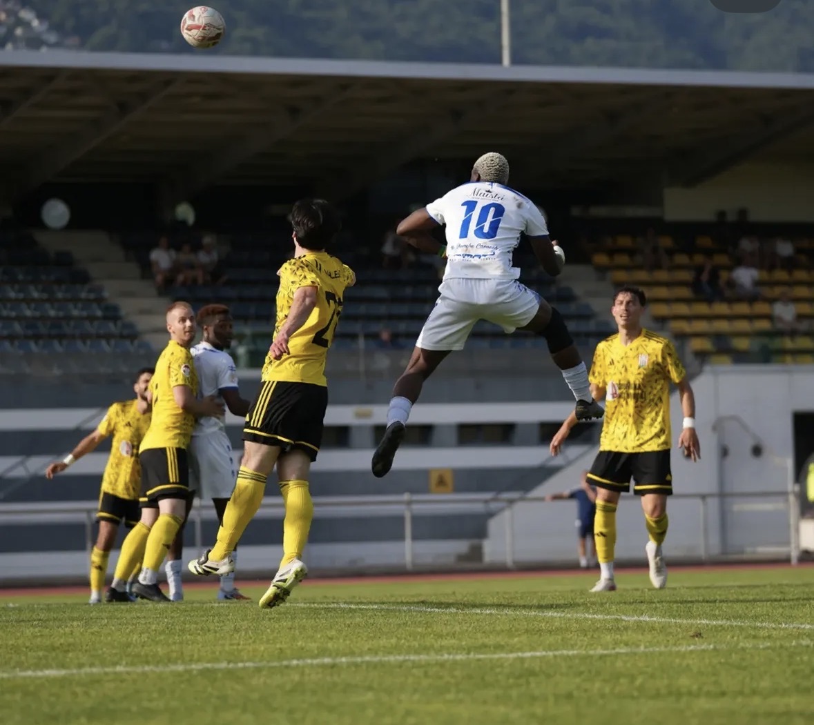 FC Locarno 5-0 AS Castello
